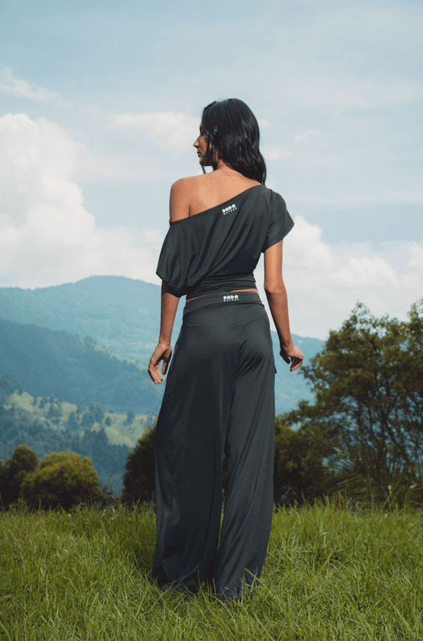 BLUSA CUELLO BANDEJA